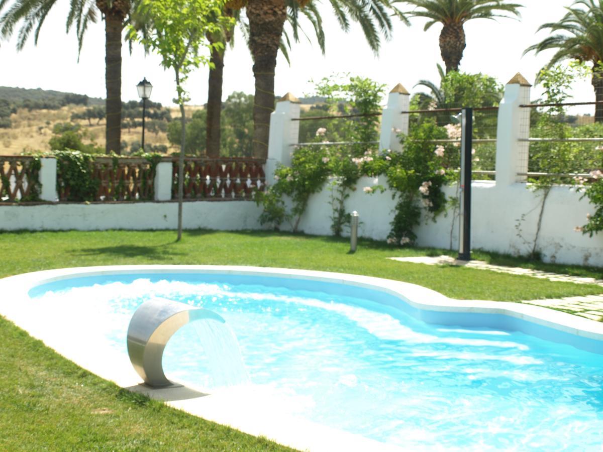 Hotel La Giralda Burguillos Del Cerro Екстер'єр фото