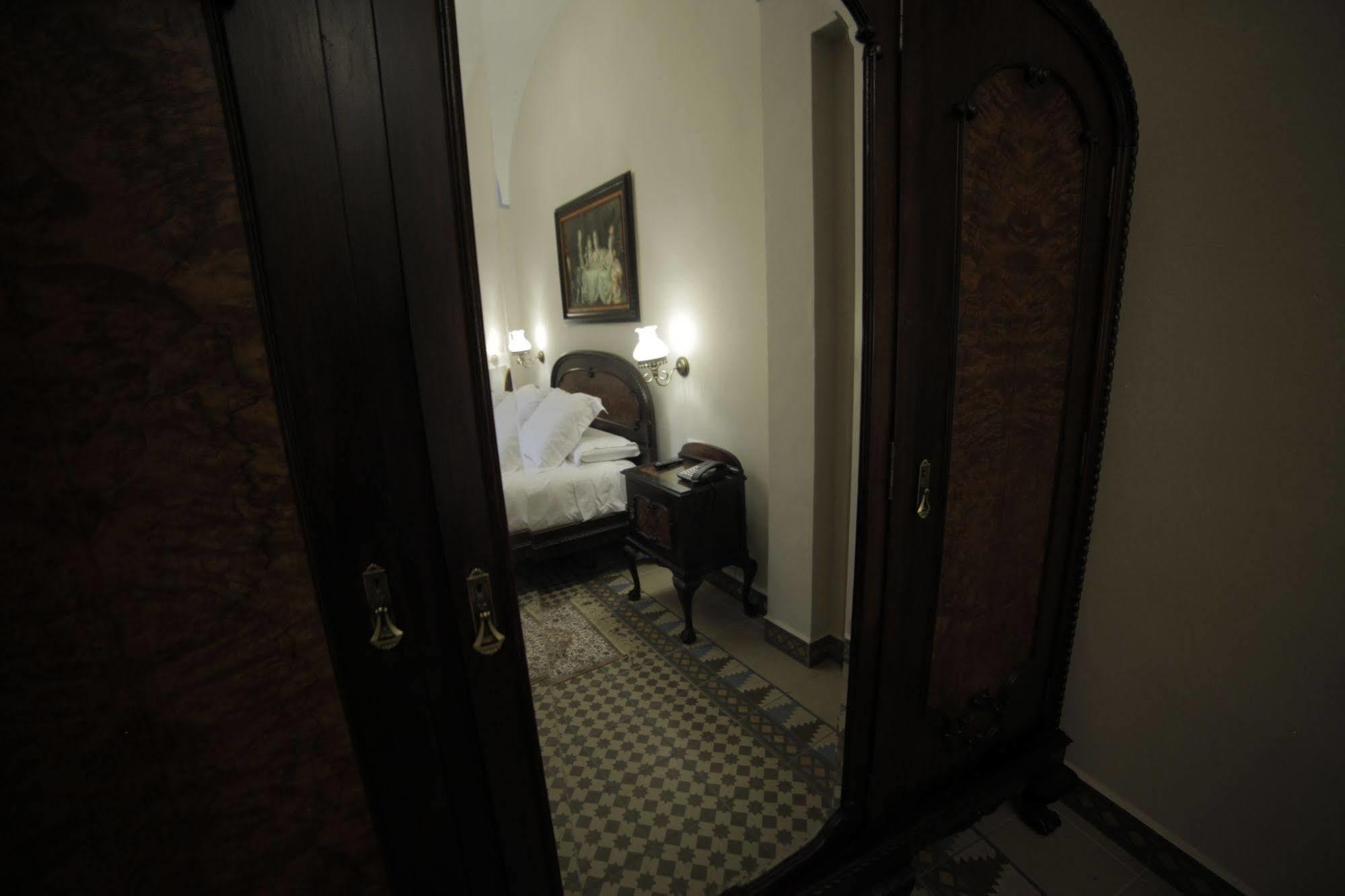 Hotel La Giralda Burguillos Del Cerro Екстер'єр фото